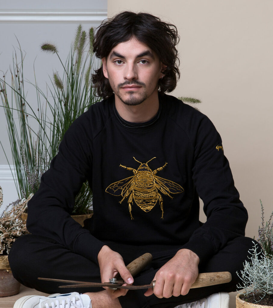 Gung Ho black sweatshirt with embroidered bee