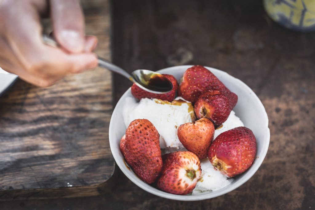 BBQ strawberries and cream