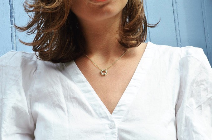 Sustainable Valentine's gift ideas | sun necklace | Project Cece | Jewellery 