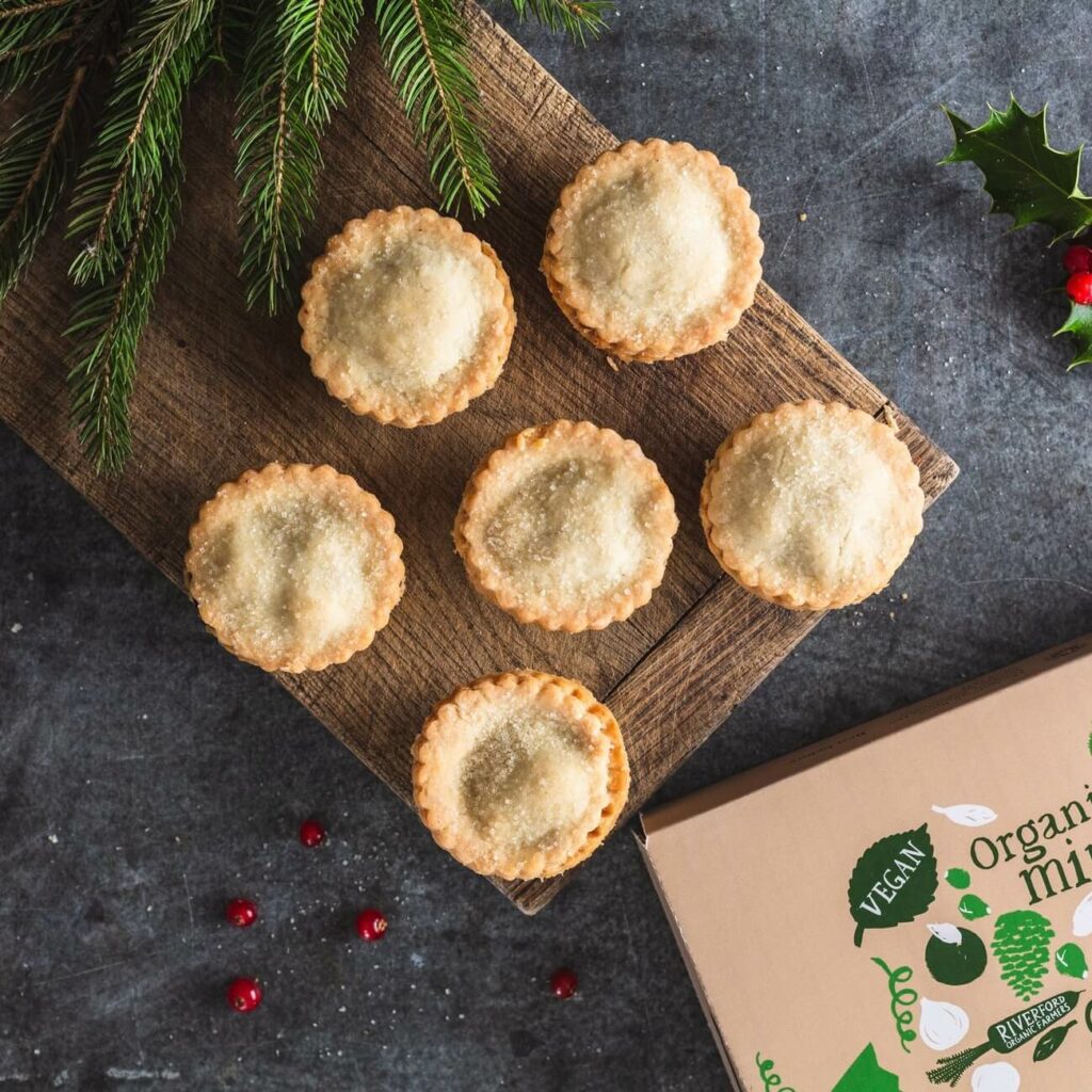 Vegan Christmas dinner | vegan mince pies