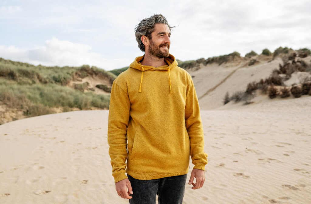 Rapanui yellow hoodie 