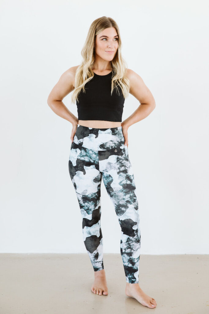 Legging in Camouflage | Women's sustainable activewear